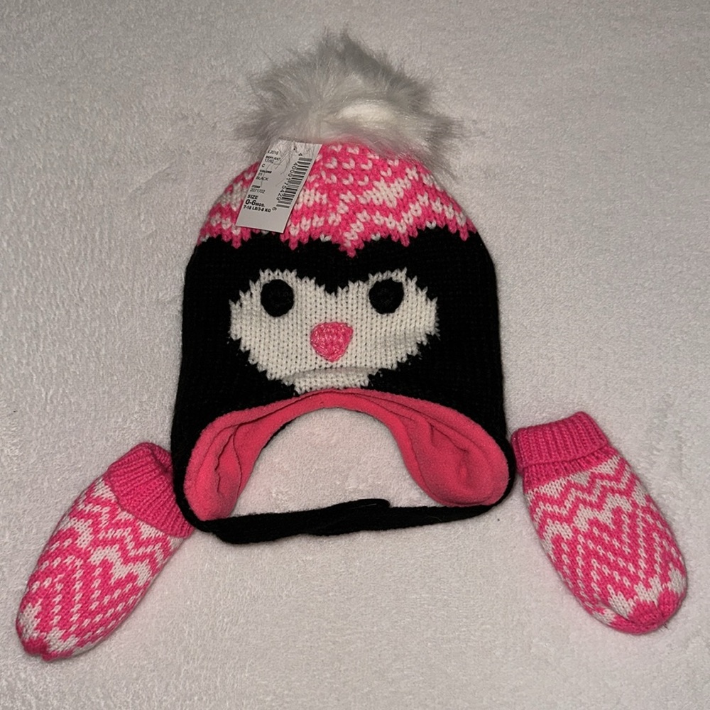 Baby winter penguin hat and mittens